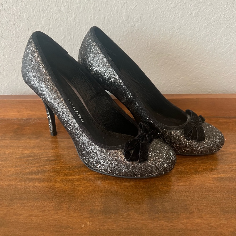 Sparkly Pumps